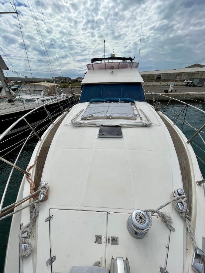 Navi Yacht A Sete, 2 A 8 Couchages, Privatif Otel Dış mekan fotoğraf