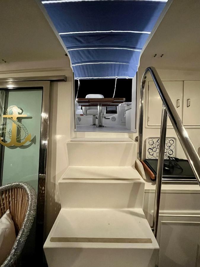 Navi Yacht A Sete, 2 A 8 Couchages, Privatif Otel Dış mekan fotoğraf