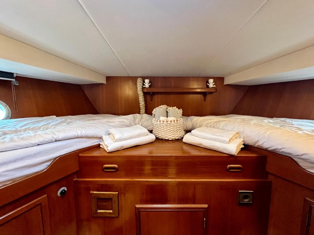 Navi Yacht A Sete, 2 A 8 Couchages, Privatif Otel Dış mekan fotoğraf