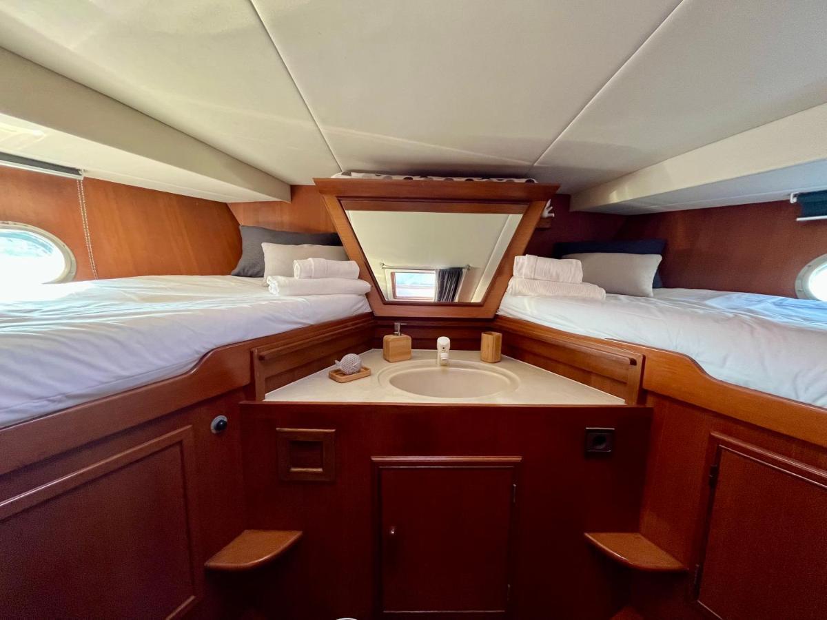 Navi Yacht A Sete, 2 A 8 Couchages, Privatif Otel Dış mekan fotoğraf