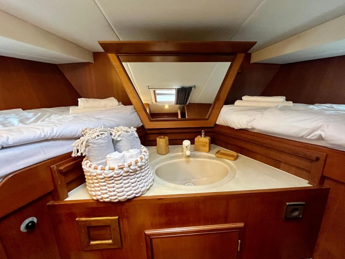 Navi Yacht A Sete, 2 A 8 Couchages, Privatif Otel Dış mekan fotoğraf