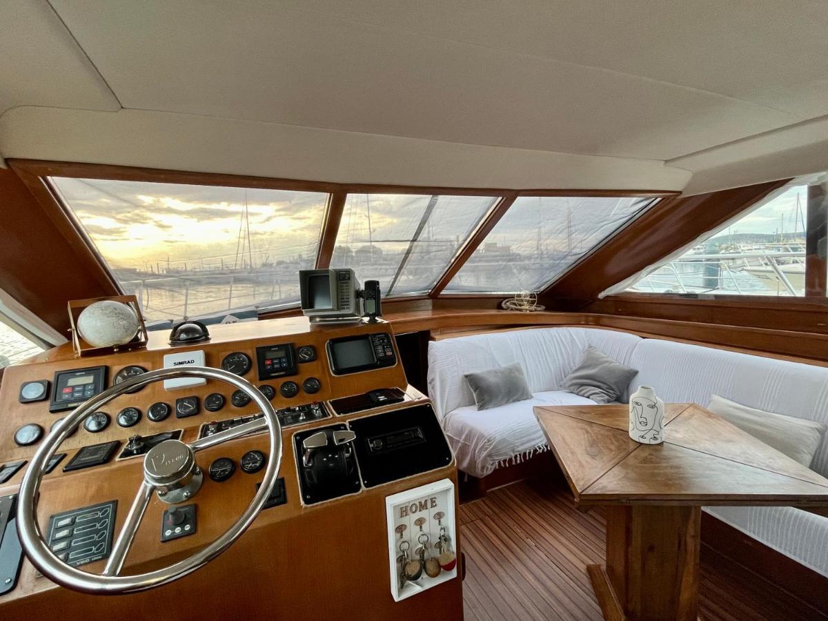 Navi Yacht A Sete, 2 A 8 Couchages, Privatif Otel Dış mekan fotoğraf