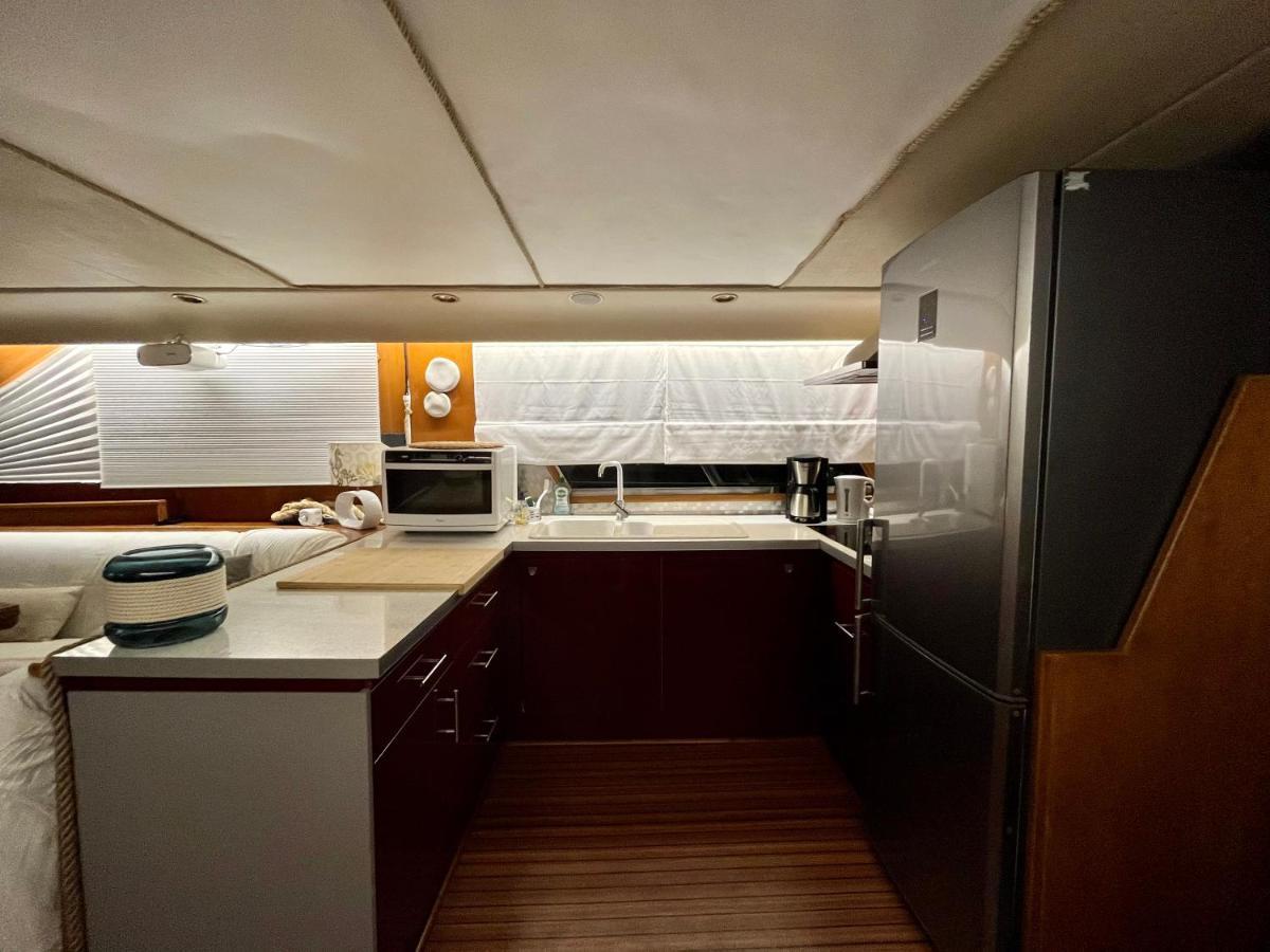 Navi Yacht A Sete, 2 A 8 Couchages, Privatif Otel Dış mekan fotoğraf