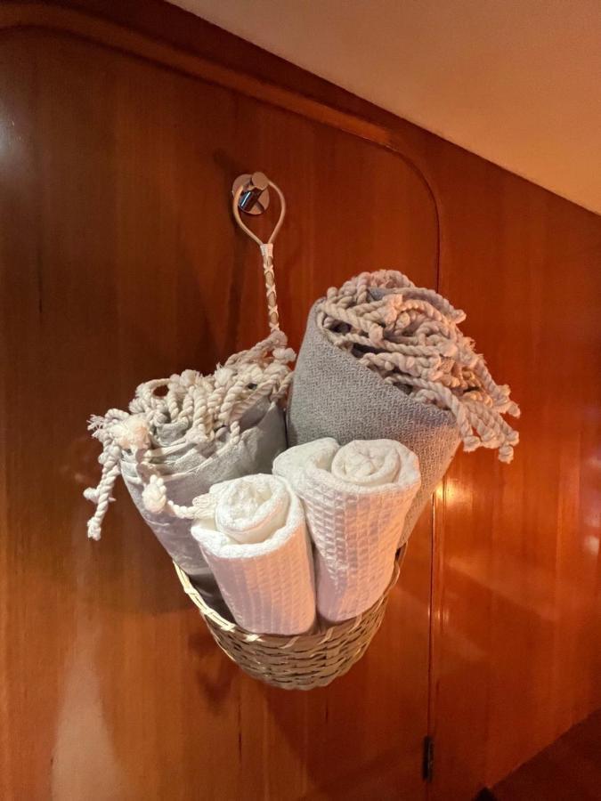 Navi Yacht A Sete, 2 A 8 Couchages, Privatif Otel Dış mekan fotoğraf