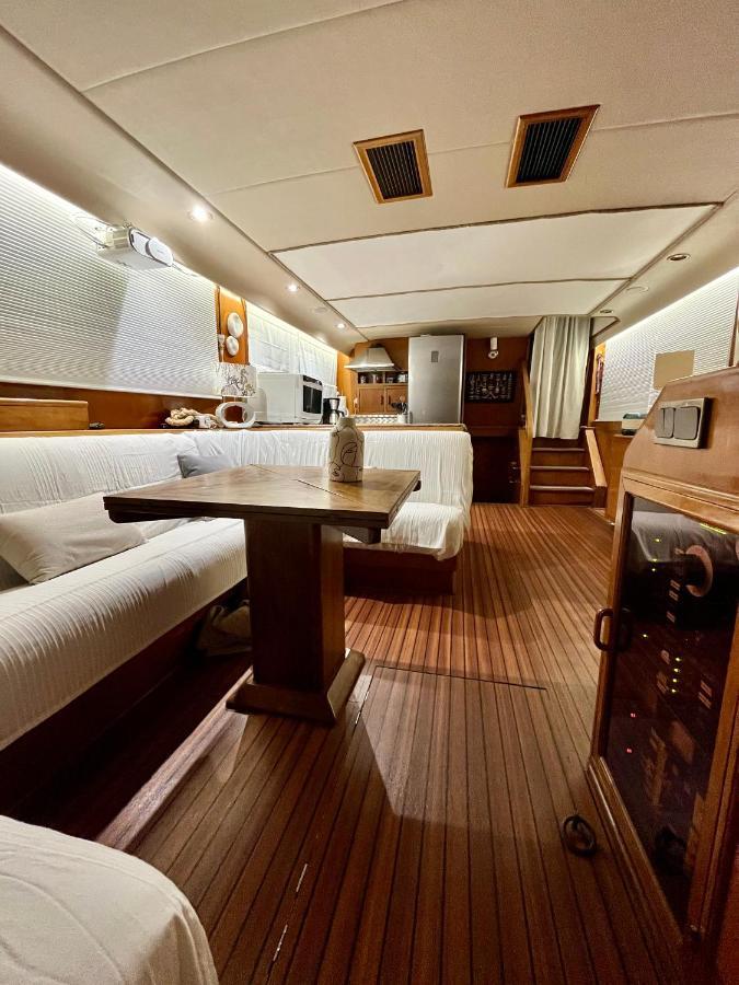 Navi Yacht A Sete, 2 A 8 Couchages, Privatif Otel Dış mekan fotoğraf